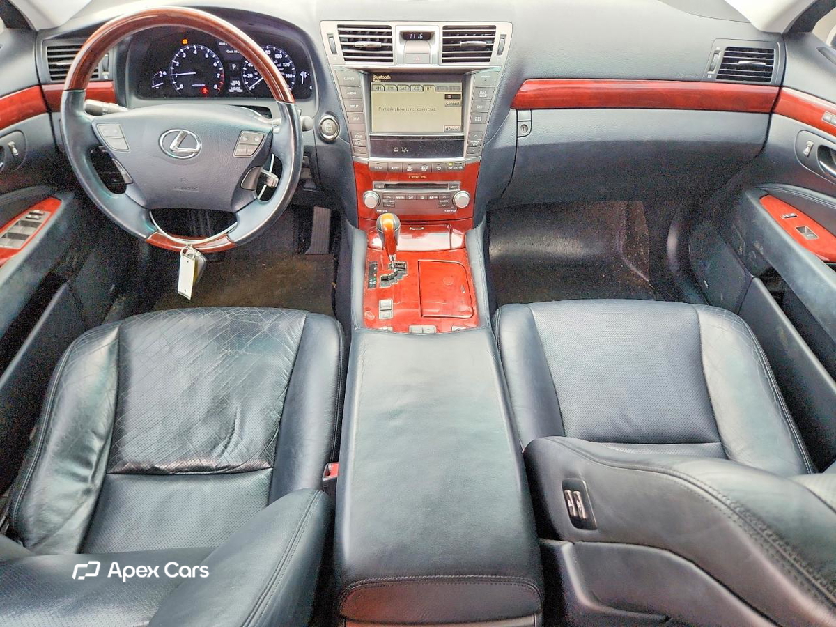 Lexus LS 2012