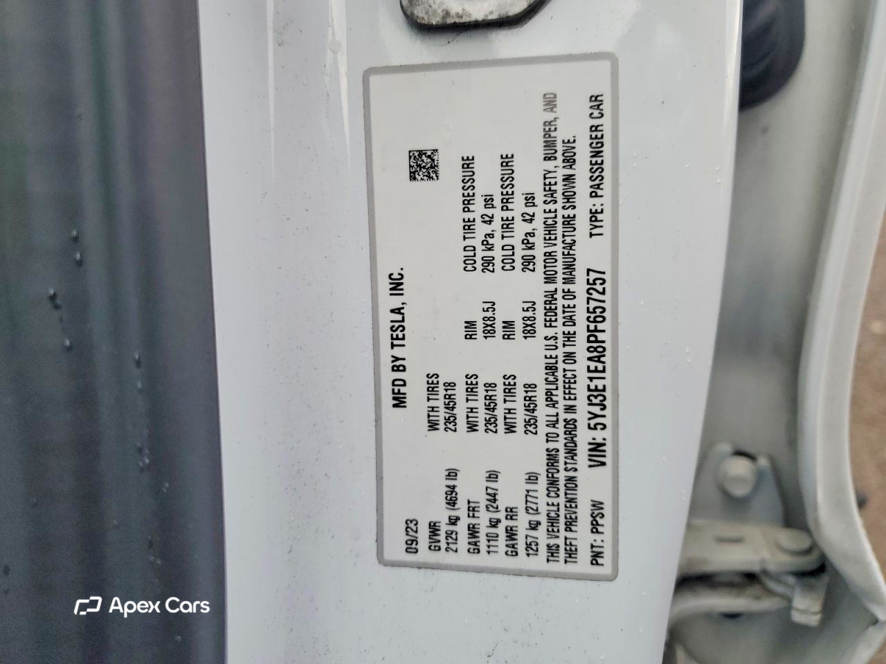 Tesla Model 3 2023