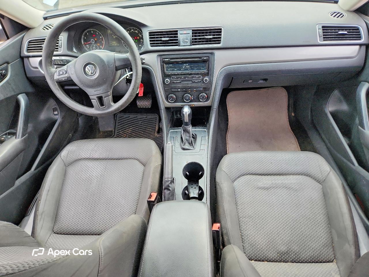 Volkswagen Passat 2013