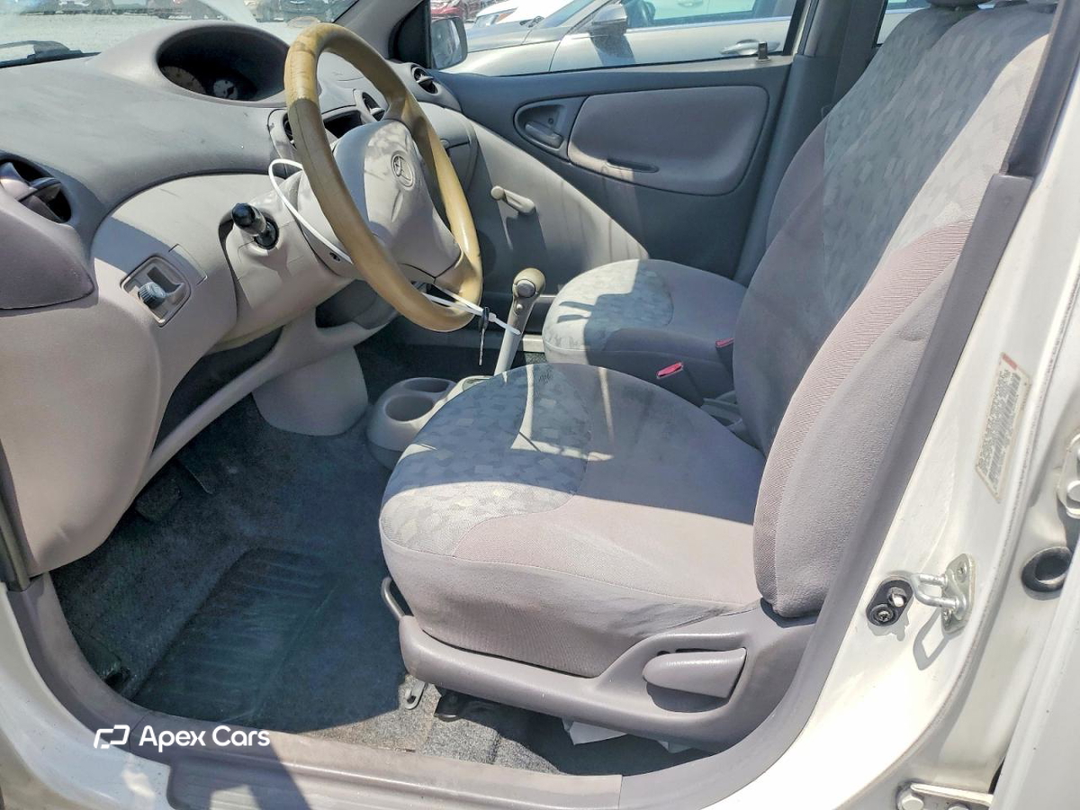 Toyota Echo 2000