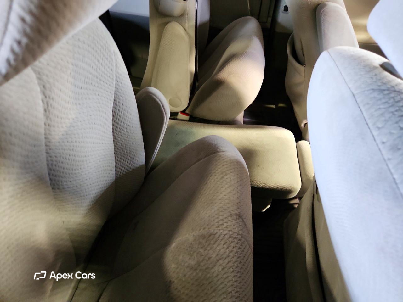 Toyota Sienna 2011