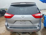 Toyota Sienna 2015