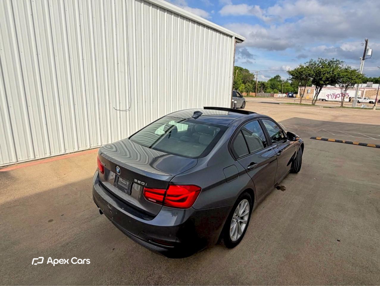 BMW Series 3 2016