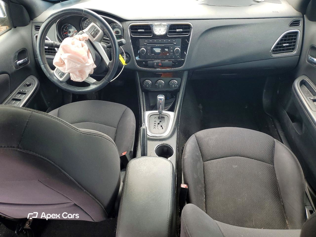 Chrysler 200 2013