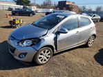 Mazda 2 2011
