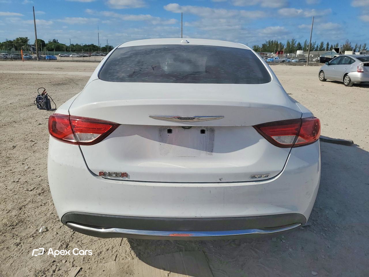 Chrysler 200 2015