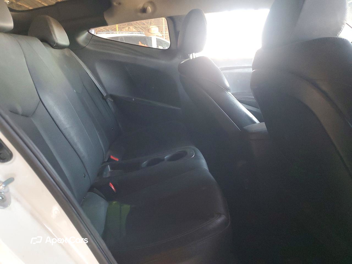 Hyundai Veloster 2015
