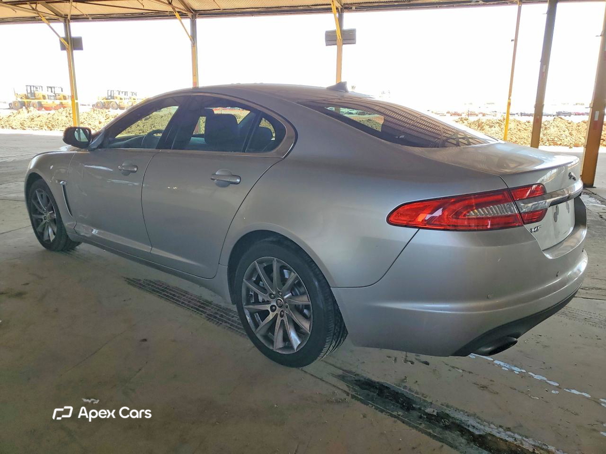 Jaguar XF 2013