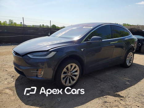 Tesla Model X 2016 - Image 1 of 14