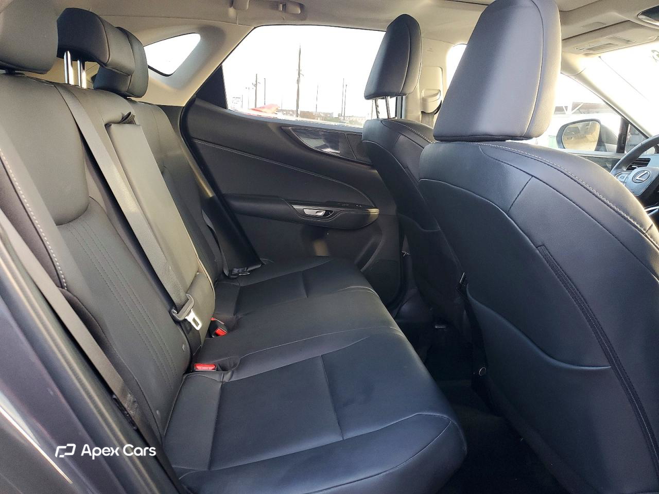 Lexus NX 2025
