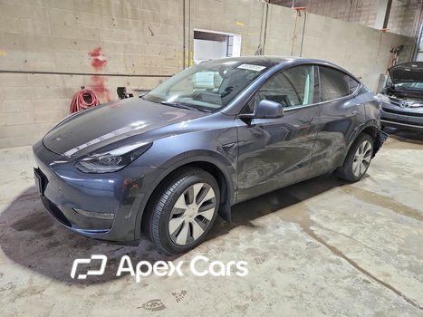 Tesla Model Y 2024 - Image 1 of 5