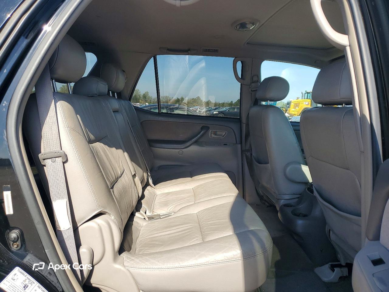 Toyota Sequoia 2004