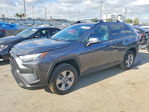 Toyota RAV 4 2025