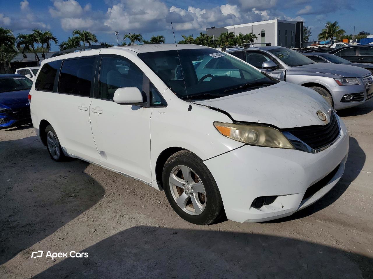 Toyota Sienna 2012