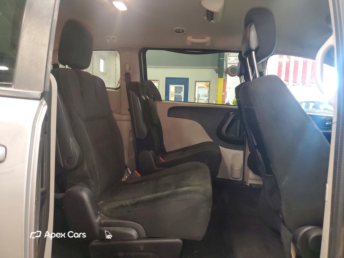 Dodge Caravan 2016