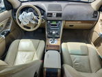 Volvo XC90 2011