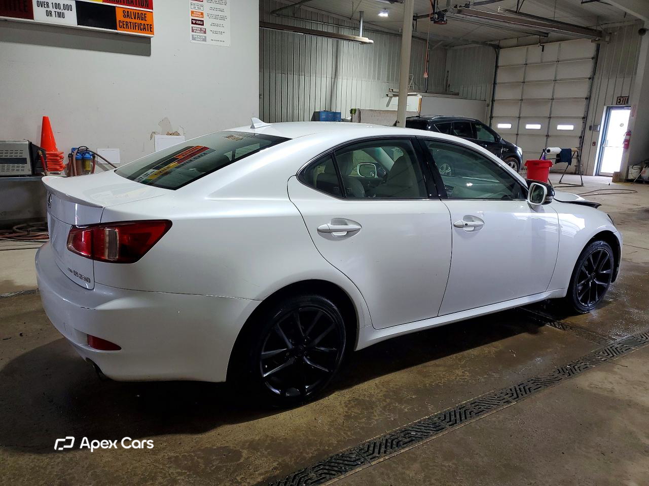 Lexus IS 2011