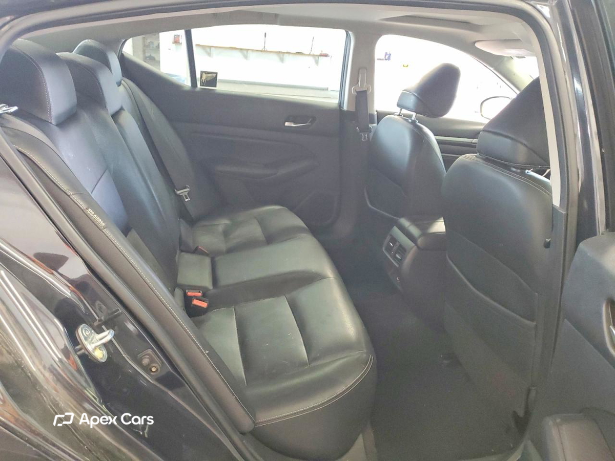 Nissan Altima 2019