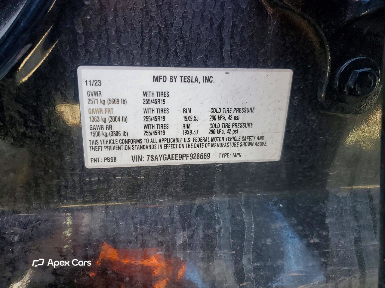 Tesla Model Y 2023