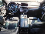 BMW Series 7 2016