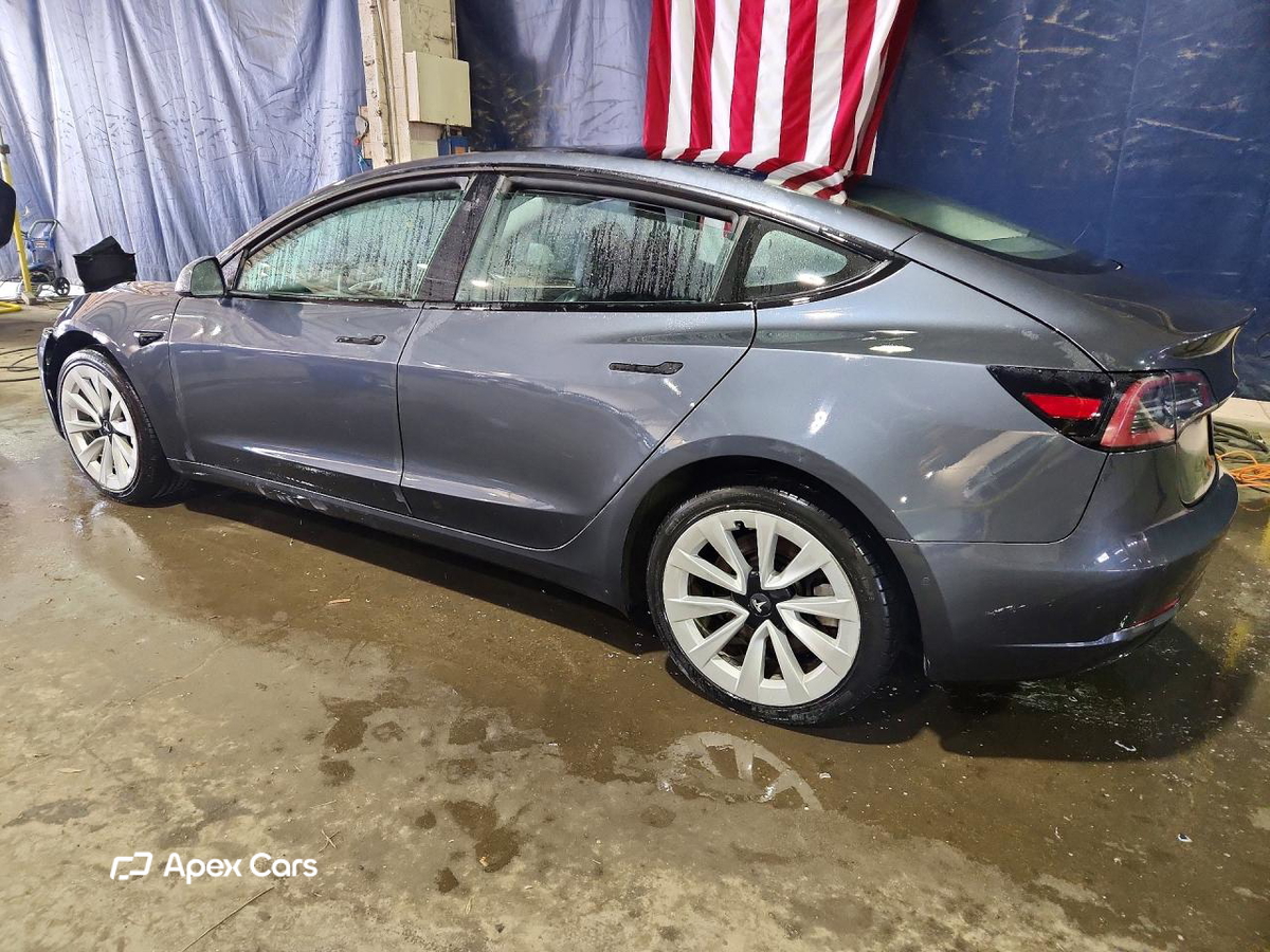 Tesla Model 3 2022