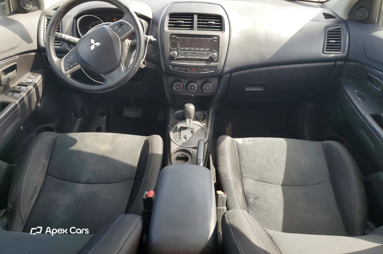 Mitsubishi Outlander 2015