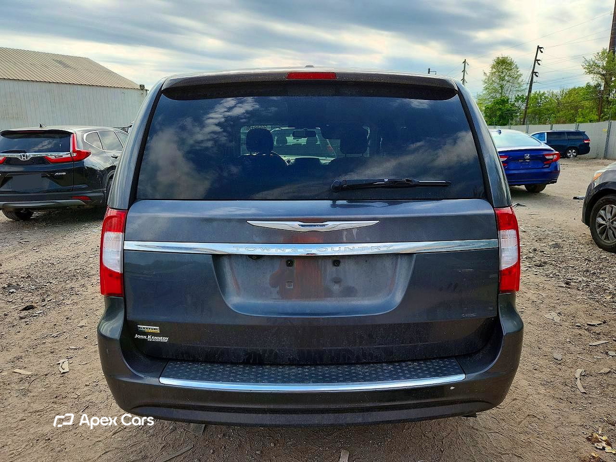 Chrysler Voyager 2016