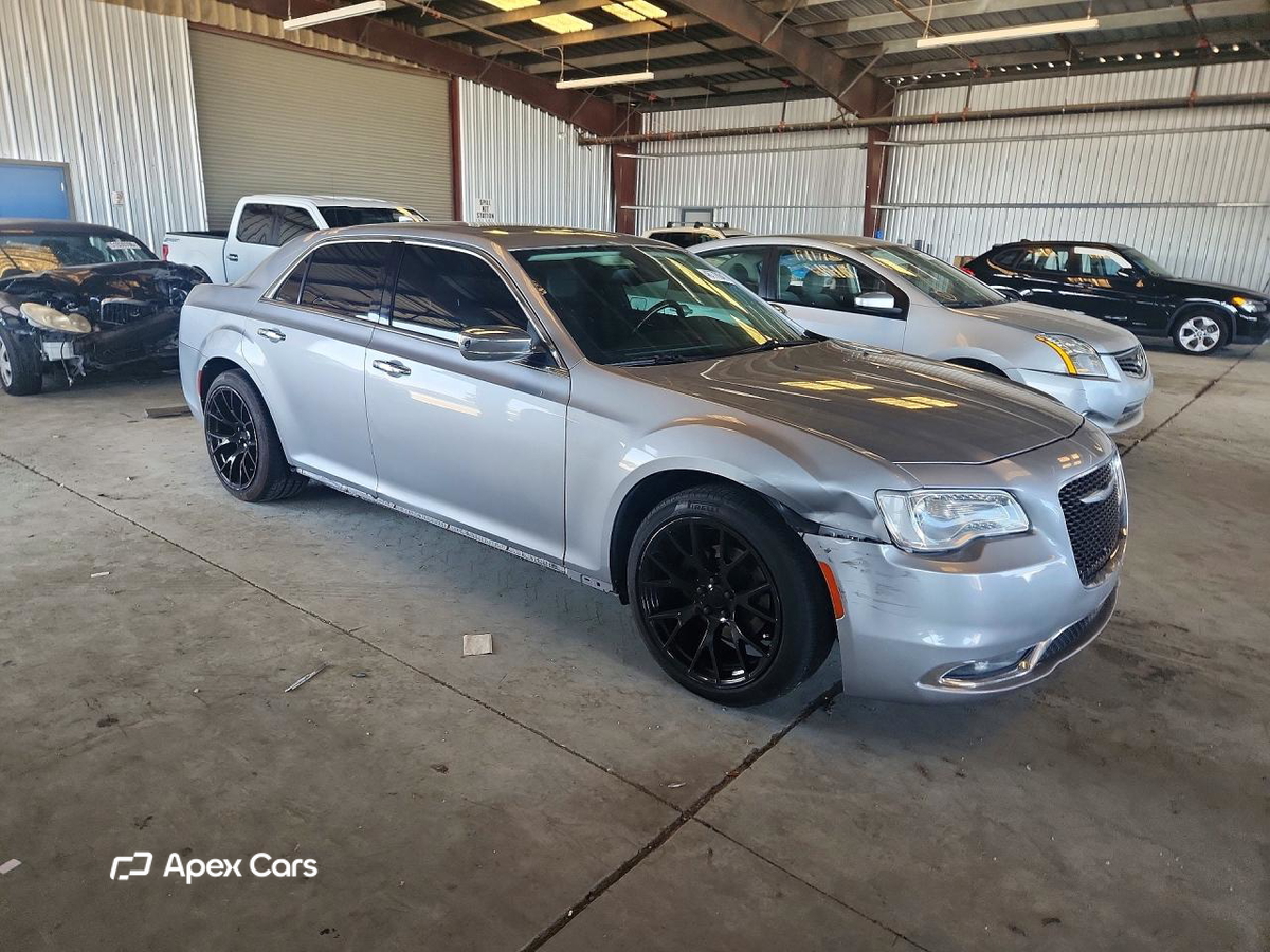 Chrysler 300 2016