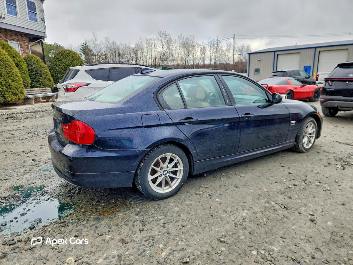 BMW Series 3 2010