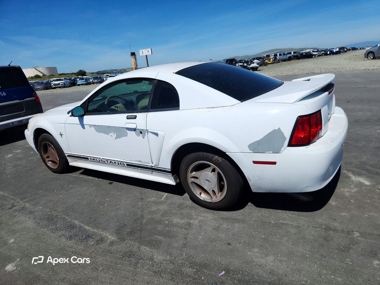 Ford Mustang 2000