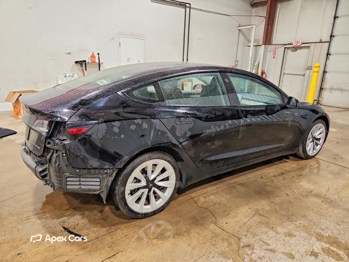 Tesla Model 3 2022