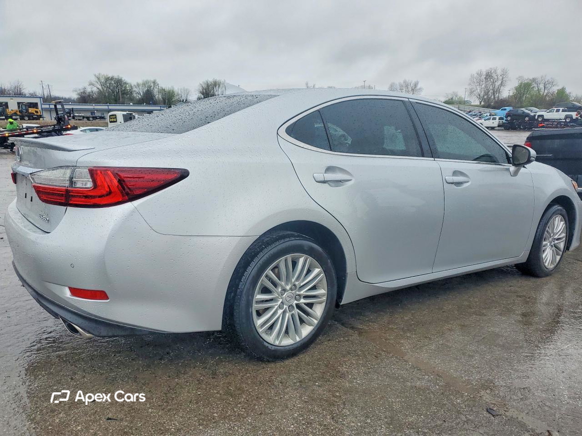 Lexus ES 2016