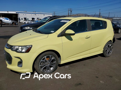 Chevrolet Sonic 2017 - Image 1 of 12