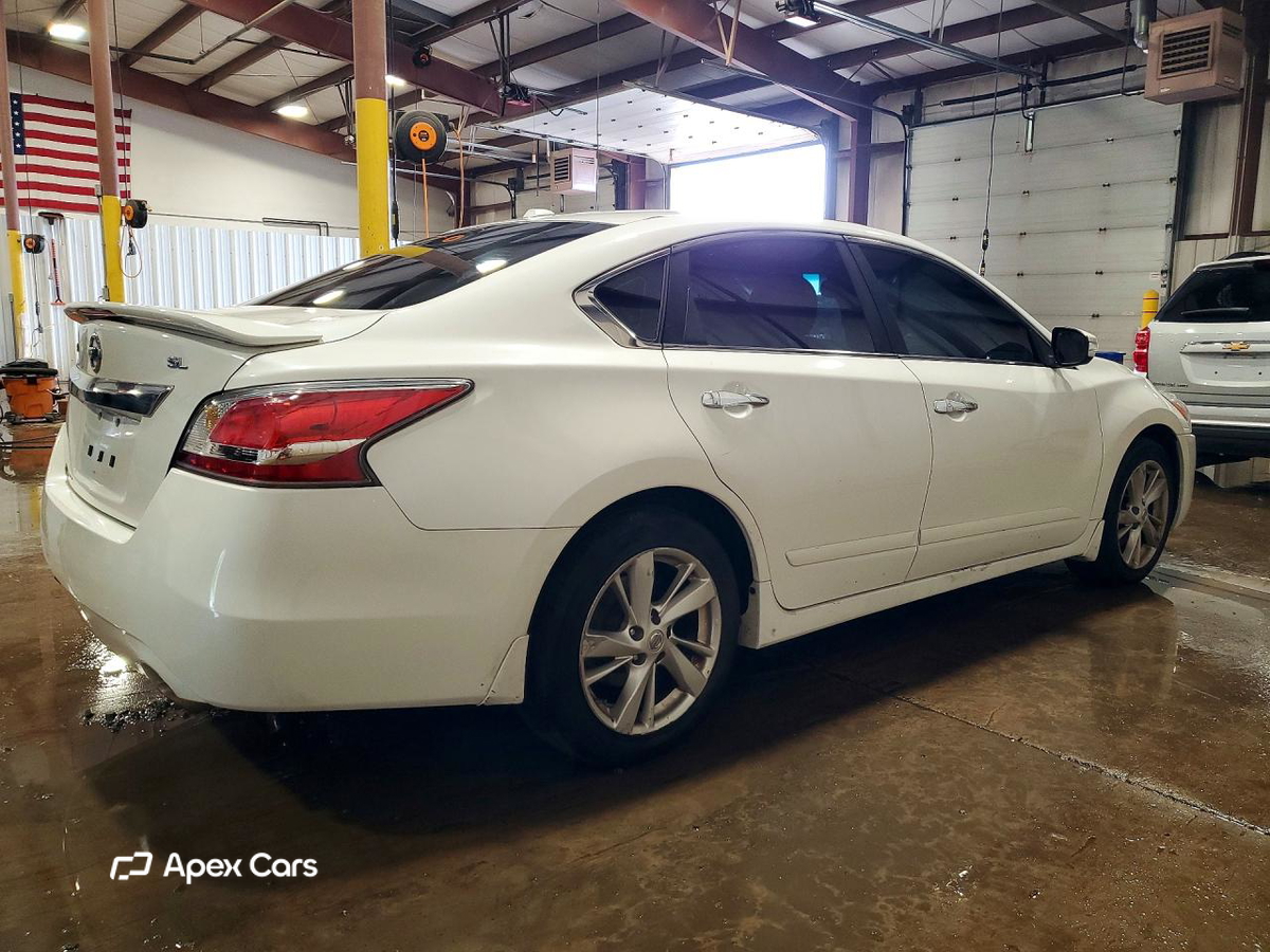 Nissan Altima 2015