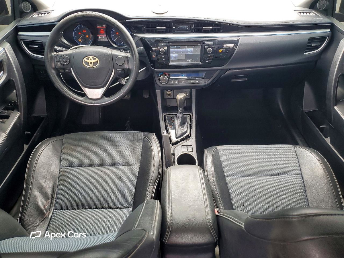 Toyota Corolla 2015