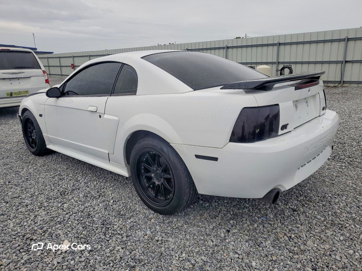 Ford Mustang 2001
