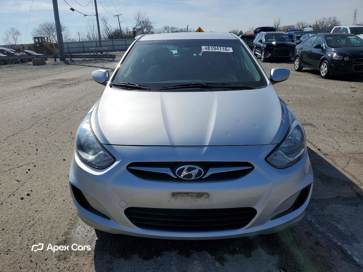 Hyundai Accent 2013