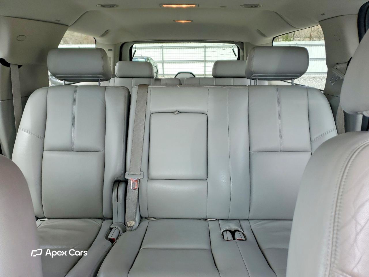 Chevrolet Suburban 2008