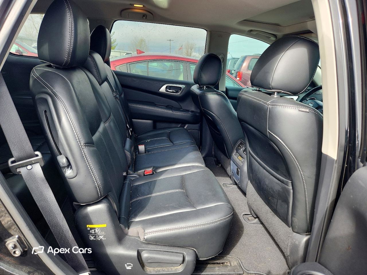 Nissan Pathfinder 2016