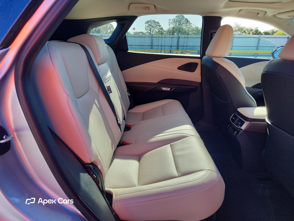 Lexus RX 2024