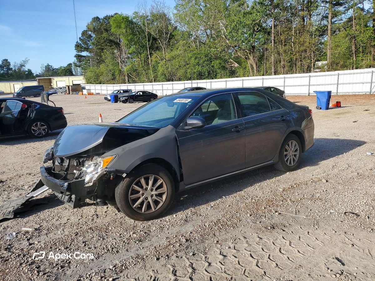 Toyota Camry 2012