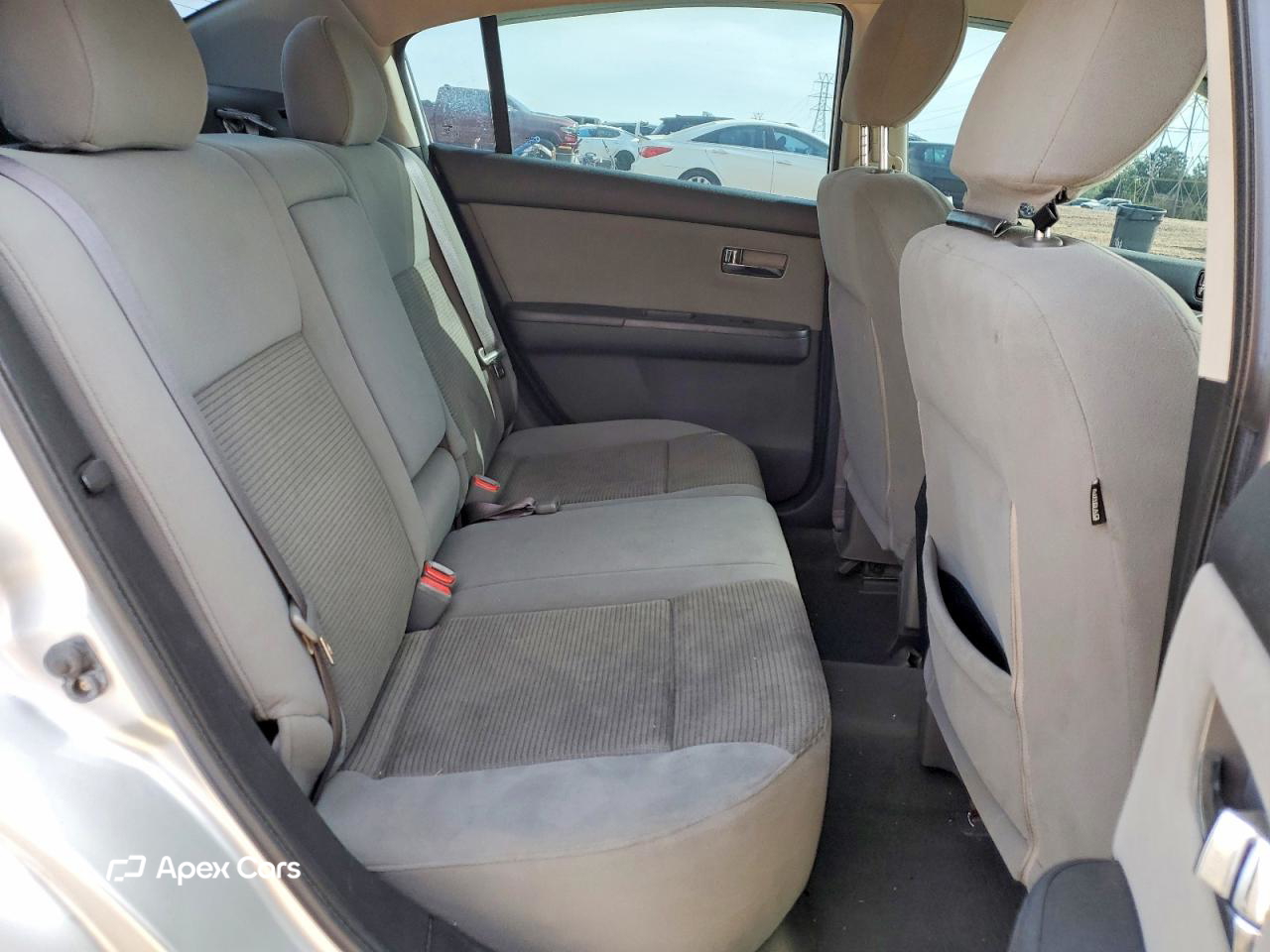 Nissan Sentra 2012