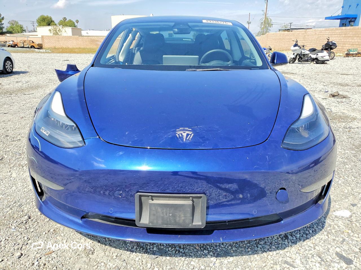 Tesla Model 3 2022