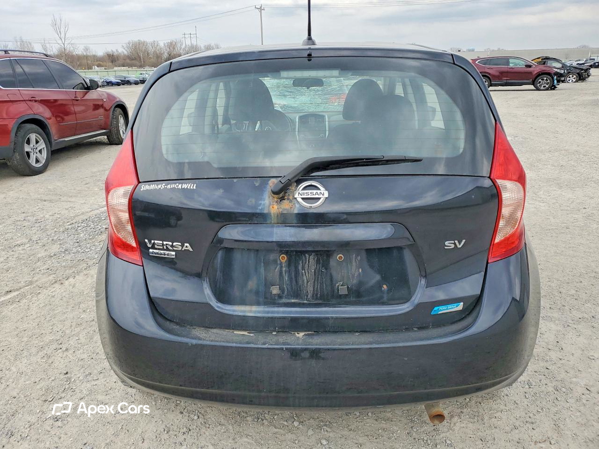 Nissan Versa 2016