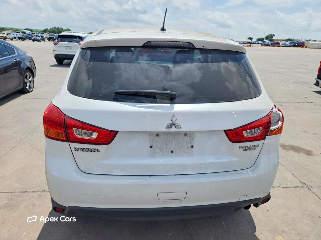 Mitsubishi Outlander 2015
