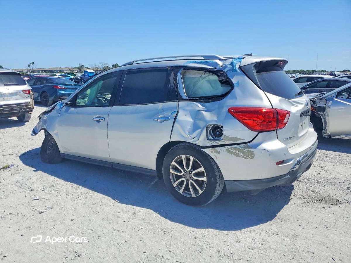 Nissan Pathfinder 2018