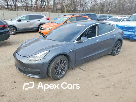 Tesla Model 3 2020 - Image 1 of 5