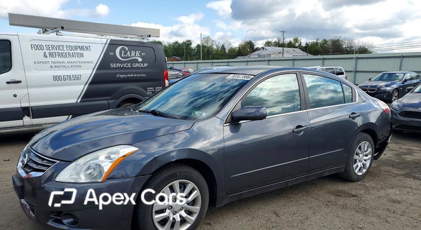 Nissan Altima 2012 - Image 1 of 13