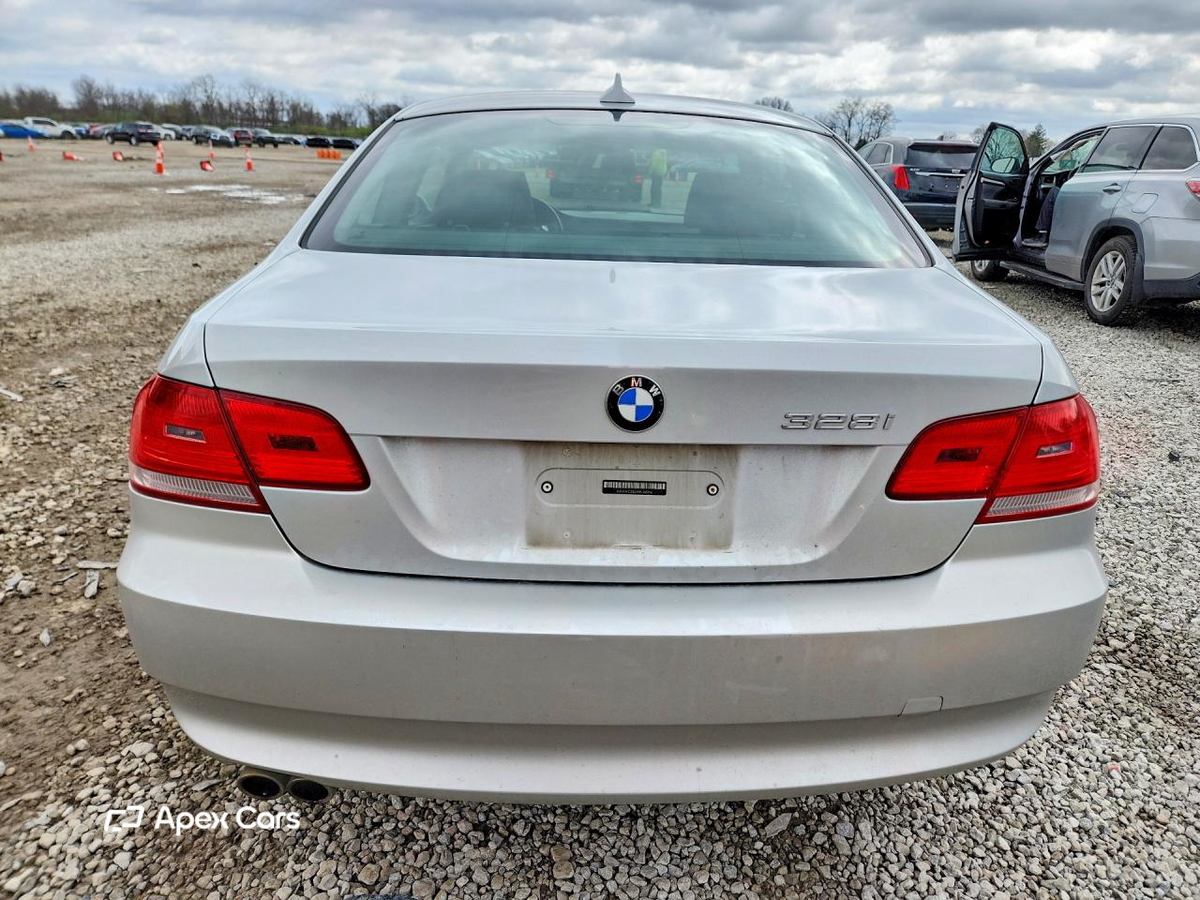 BMW Series 3 2009