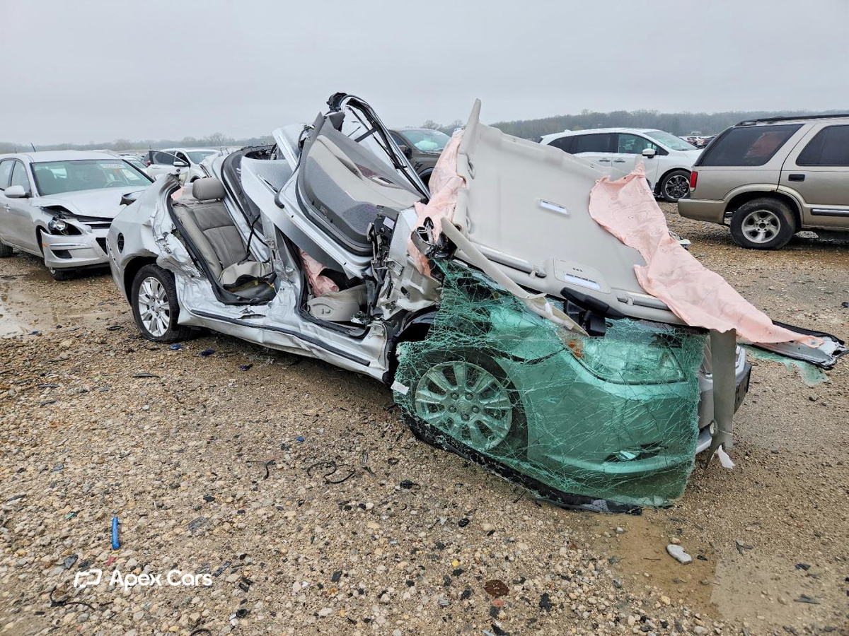 Buick LaCrosse 2012